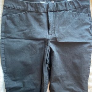 Old Navy Pixie Skinny Pants (14, Black)